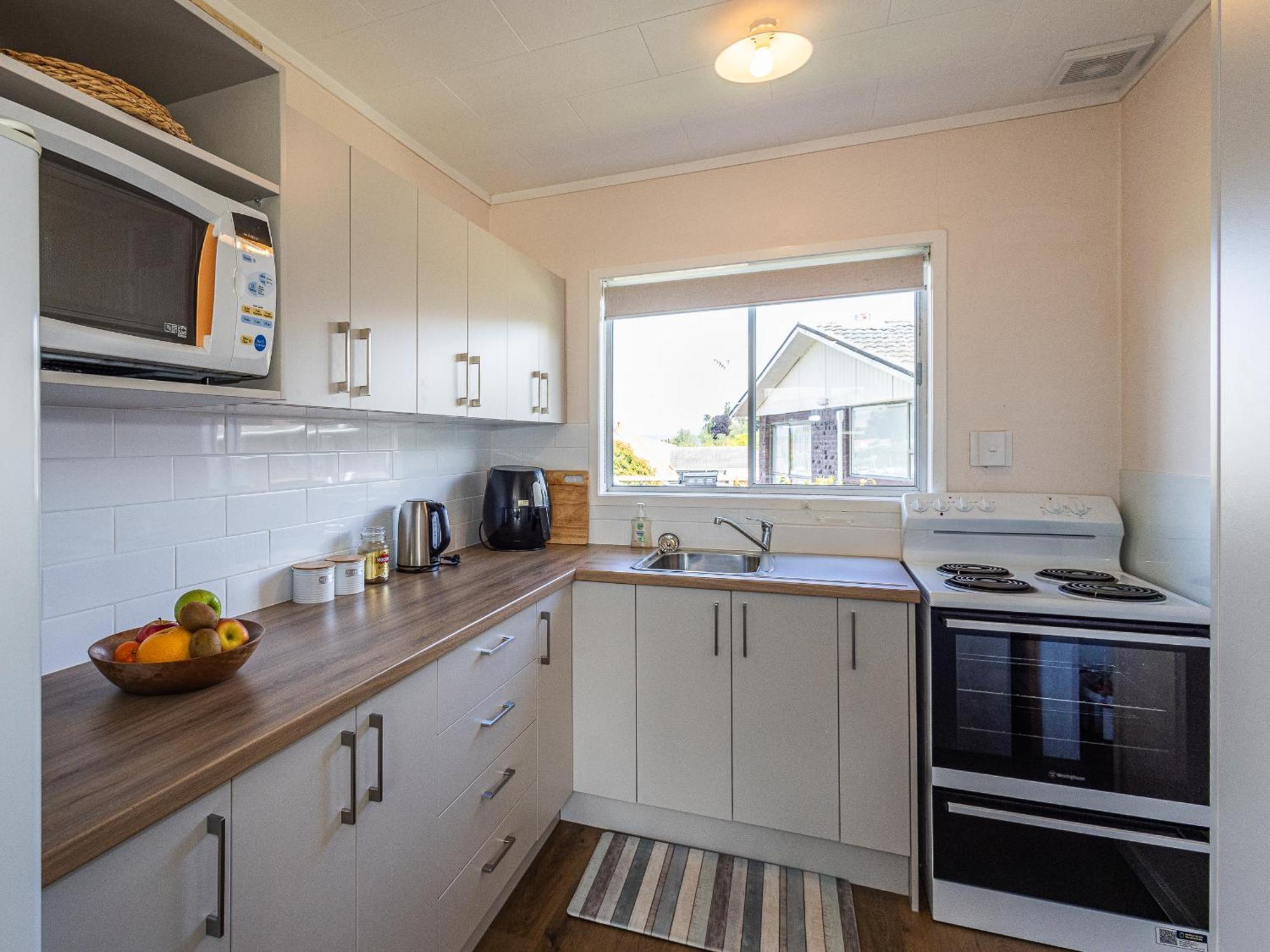 Central Riverside Retreat - Taupo Holiday Home المظهر الخارجي الصورة